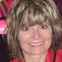 LARGEPRINTING.com Employee Tina Burnham's profile photo