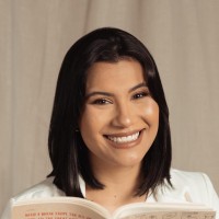 Apex Industries Inc. Employee Bruna Silva's profile photo