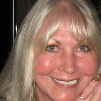 LIVEPURE.COM Employee Cari Corbett's profile photo