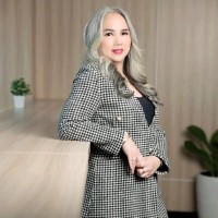 Yusyen Melani Email