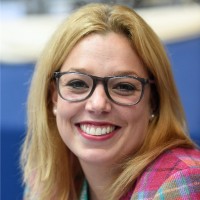 Katrin Müller-Wipfler Email