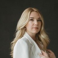 Amanda Julian Email & Phone Number