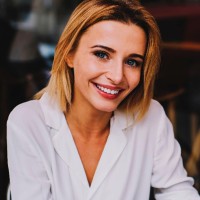 Market Share Recruiting Employee Emma Taylor's profile photo