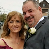 Lindenmeyr Munroe Employee Len Blaylock's profile photo