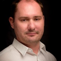 Nikolas Stanger Email