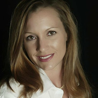 Kelly Glover Email & Phone Number