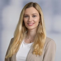 Deloitte Consulting Employee Julia Hummel's profile photo