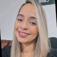 Danielle Pontes Email