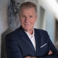 Michael Ostermann Email