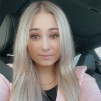 RocArtz inc. | Granite | Quartz | Porcelaine | Dekton Employee Krystine Coulombe's profile photo