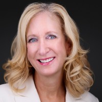 University of Pittsburgh Katz Graduate School of Business Employee Julie Murphy's profile photo