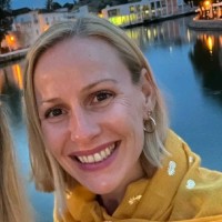 Sian Barnett Email