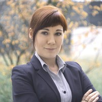 HELLA Employee Dina Becker's profile photo