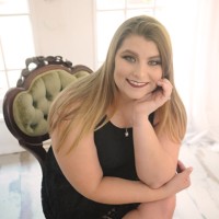 Lindsay Walker Email & Phone Number