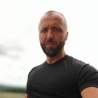 MacIej Siadek Email