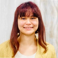 Women's Bond Club Employee Diana Akhmedova's profile photo