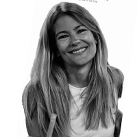 Lenora Vinckier Email & Phone Number