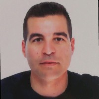 Daniel Borrero Iglesias Email