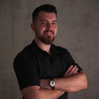 Myriad Systems Employee Enis Tahiraj's profile photo