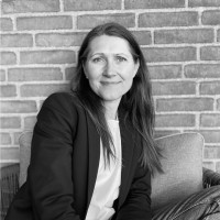 Helle Olsen Email