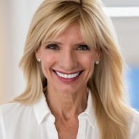 Limitlessli Employee Mary-Beth Newell's profile photo