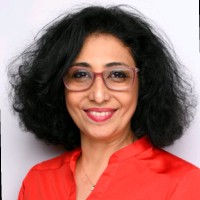 Priya Dighe Email