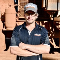 Saltbush Contracting Employee Terry Howe's profile photo