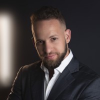 Marcos Daniel Email