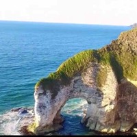 Crown Lift Trucks Employee Robin Castro's profile photo