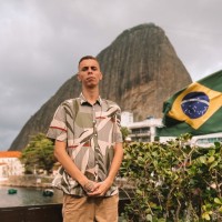 Carioca Shopping Employee Daniel da Silva's profile photo