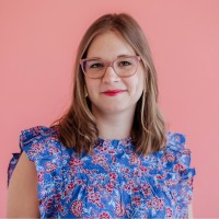 Leah Davis Email & Phone Number