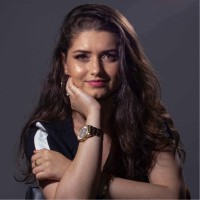 Daiane Ferreira Email