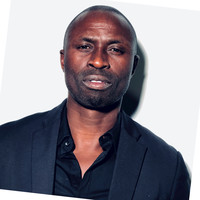 Robert Gomis Email