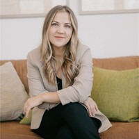 SRC Automotive, Inc. Employee Nadia Semenenko's profile photo