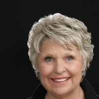 RE/MAX Lakeside Employee Voni Saxbury's profile photo