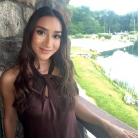 deBanked Employee Camilla Ferrer's profile photo