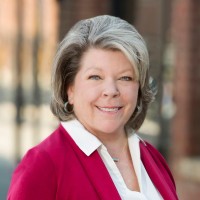 Worthington National Bank Employee Marianne Pinnick's profile photo