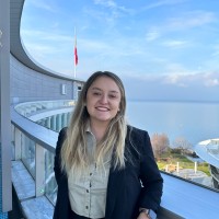 Daniela Araya Cruz Email