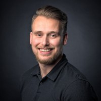Marc van Den Berg Email
