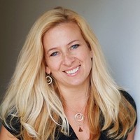 Summit Funding Employee Tracy Fry's profile photo