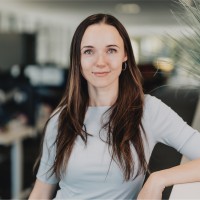 Ieva Szilagyi Email