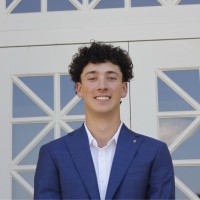 Lukrom Employee Owen Robert's profile photo