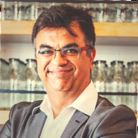 E-mail e número de telefone de Naveen Madan