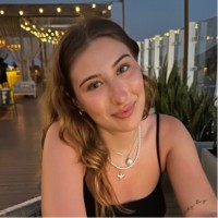 I Love Vacations Employee Malia Neal's profile photo