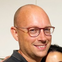 Simon Dix Email & Phone Number