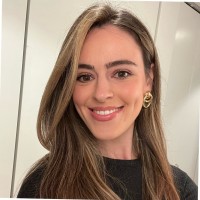 Dajana Avxhi Email