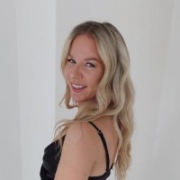 Caroline Thorn Email