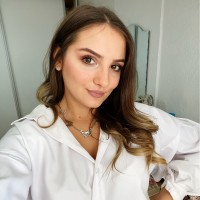 Dropshipping.com Employee Aleksandra Miteva's profile photo