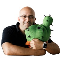 Florian Holzapfel Email