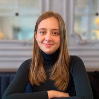Maja Magiera Email